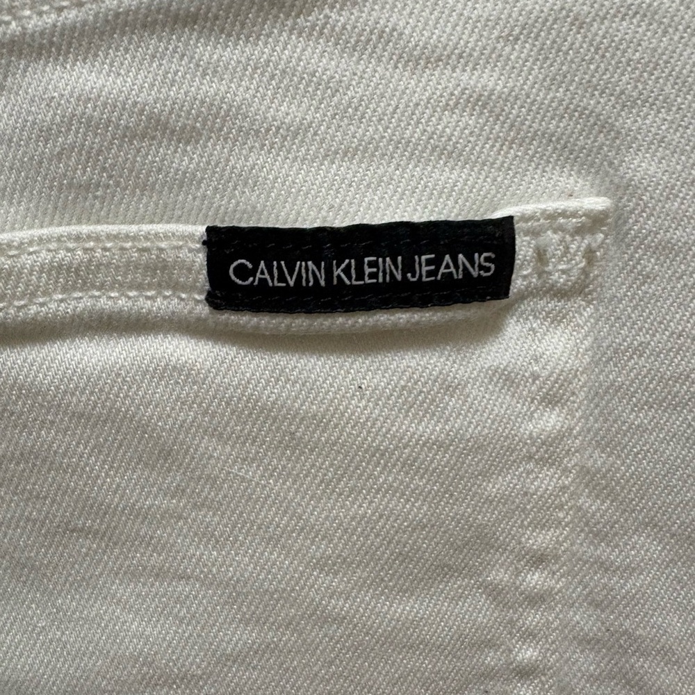 Calvin Klein Jeans Pride Collection High Rise White Denim Mini Skirt – W30 - Picture 10 of 15